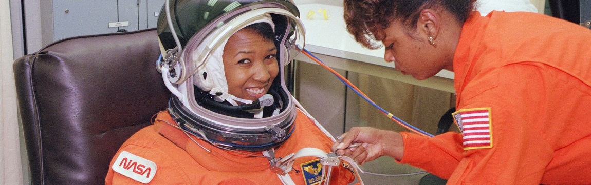 Mae_Jemison.jpg